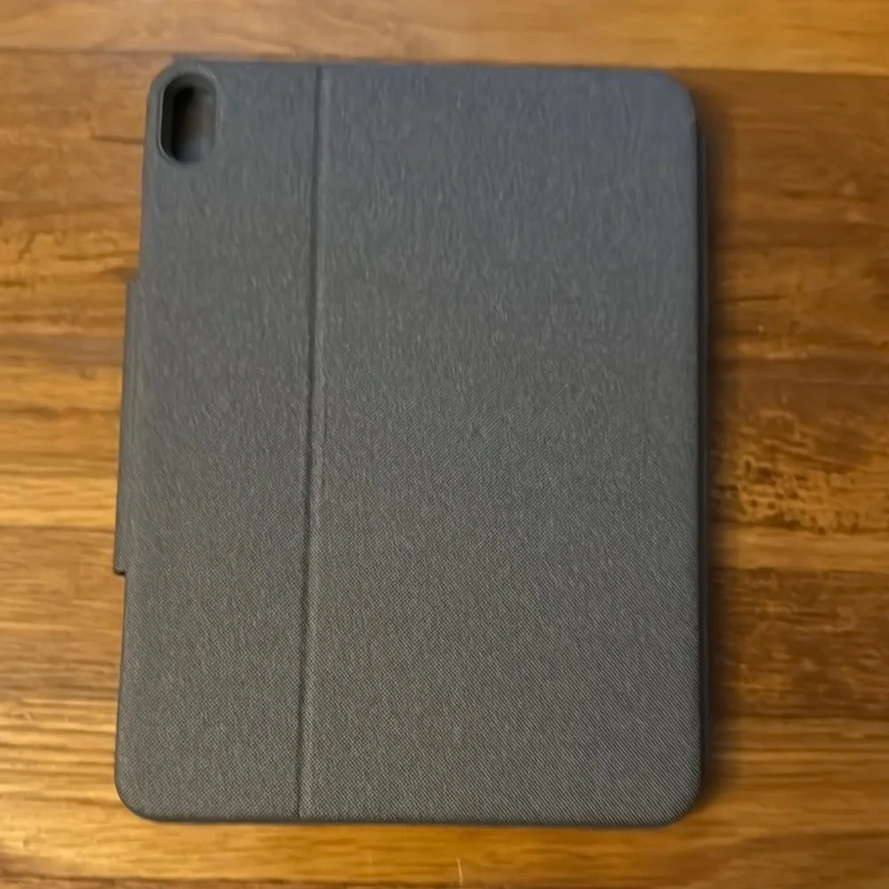 Logitech Gray Folio Touch Keyboard
